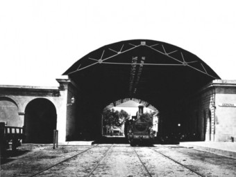 L'antiga estació amb la coberta metàlica AJUNTAMENT DE GIRONA, CRDI