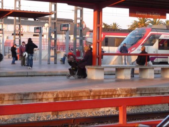 L'accident s'ha produït a l'entrada de l'estació de Vilanova i la Geltrú (a la imatge) ALBERT MERCADER / ARXIU