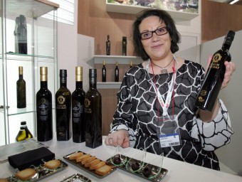 Núria Juanós, directora de vendes i exportació, a la passada edició d'Alimentària.  ARXIU