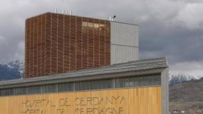 L'hospital de la Cerdanya, a Puigcerdà, és ara per ara el projecte transfronterer de més embergadura. LAURENT LEYGUE