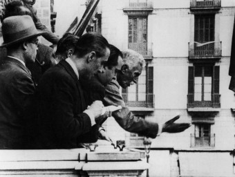 Macià proclamant la República Catalana el 14 d'abril 1931.