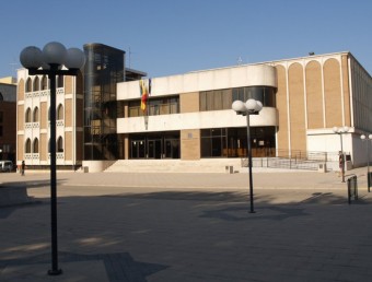 Centre Cultural del poble a la plaça de la Cultura. ESCORCOLL