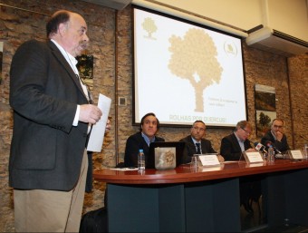Acte de presentació de la campanya de reciclatge dels taps de suro, fet a Palafrugell. ¸JOAN PUNTÍ