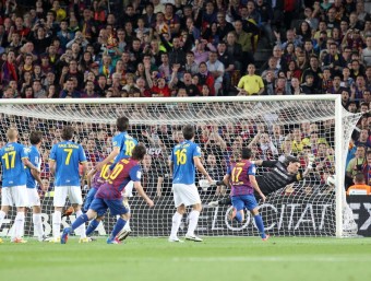 Messi, fent el primer gol F. CASALS
