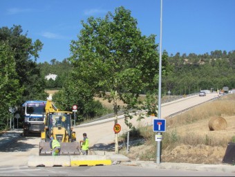Els treballs a l'accés al Golf Girona a principi de setmana per refer tot l'asfalt i deixar-lo en bon estat D.V