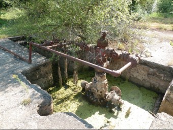 Un dels punts del municipi de Riudaura, on temps enrere es van fer prospeccions per trobar petroli i gas. J.C