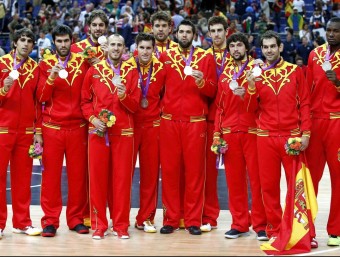 Els jugadors de la selecció espanyola de bàsquet s'enduran 348.000 euros per la medalla de plata EFE