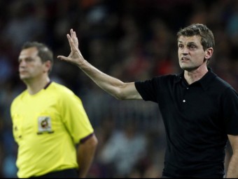 El tècnic del Barça, Tito Vilanova, no podrà seure a la banqueta fins al partit contra el Granada REUTERS