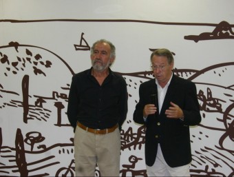 Josep Niebla, a l'esquerra, amb Lluís Maria de Puig , dimecres passat durant la inauguració CELLER ESPELT