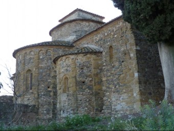 El monestir de Sant Miquel de Cruïlles ha estat en procés de rehabilitació fins l'any 2010, en que van acabar les obres finançades per l'u per cent cultural. ÔSCAR PINILLA