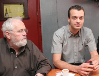 Jaume Roure (esquerra) ha passat el relleu de la presidència d'Unitat Catalana a Brice Lafontaine (dreta). A.R