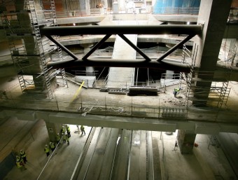 L'estructura subterrània de l'estació, amb les plantes de l'estació d'autobusos, les dues d'aparcament i a la part inferior les vies del TAV.  manel lladó
