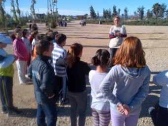 Visita de l'alumnat d'una escola de Primària d'Albal. EL PUNT AVUI