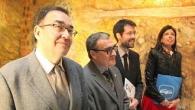 Els caps de llista de Lleida, Josep Cosconera (ERC), Àngel Ros (PSC), Albert Batalla (CiU) i Dolors López (PP) que junt amb ICV tenen representació J.FERNÁNDEZ