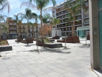 Plaça del Mercat on està situat l'aparcament soterrani. ESCORCOLL