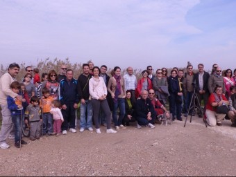 Militants i simpatitzants de Compromís en una excursió al Fondo d'Elx. EL PUNT AVUI