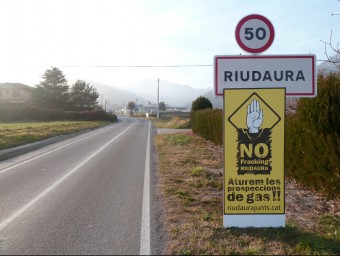 Els veïns de Riudaura s'han mobilitzat en contra de l'extracció de gas al municipi. J.C