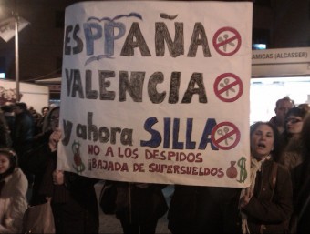 Pancarta de protesta en l'acte d'obertura de la Fira de l'any passat. C. MUÑOZ