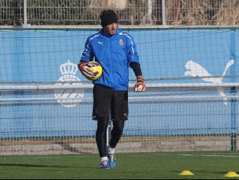 Cristian Álvarez en una entrenament recent a la Ciutat Esportiva Dani Jarque. F. CASALS