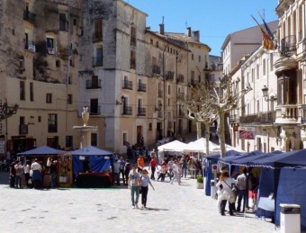 Plaça del nucli històric d'aquesta localitat d ela Vall d'Albaida. B. SILVESTRE