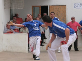 Una partida al trinquet Pelayo de València. FREDIESPORT