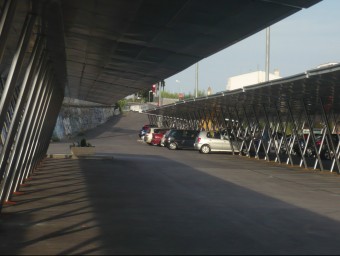 Imatge d'arxiu del pàrquing de Caldes d'Estrac a tocar de l'estació de Renfe i on podien aparcar gratuïtament els veïns de Sant Vicenç. E. FERRAN