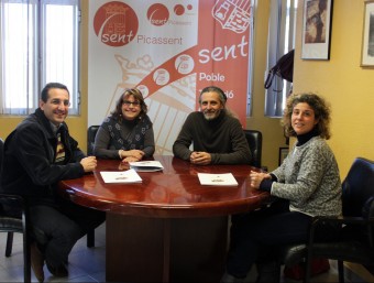 Reunió dels representants de “Terrabona” amb l'alcaldessa de Picassent. A.SOTORRES