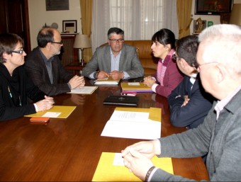 Els alcaldes dels municipis afectats pel magatzem de gas submarí es van reunir ahir. ACN