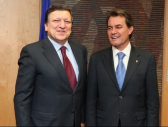 El president de la CE, José Manuel Durao Barroso, amb el president català, Artur Mas, a Brussel·les, en una imatge d'arxiu ACN