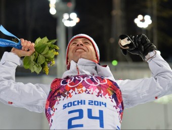 Bjoerndalen recull al seva dotzena medalla en el podi dels 10 quilòmetres esprint AFP