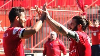 Marcos i Marí celebren un dels gols d'ahir ELISABET MAGRE