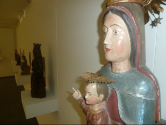 La reproducció de la marededéu de la Devesa de Montagut, a l'exposició inaugurada ahir al Museu dels Sants. J.C