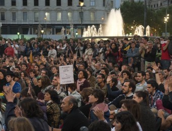 Una assemblea del moviment 15-M a la plaça Catalunya l'any 2011, el fenomen que exemplifica el canvi participatiu dels ciutadans en la societat JOSEP LOSADA