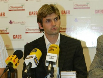 Tito Vilanova el dia que va ser presentat com a director esportiu del Figueres. EUDALD PICAS
