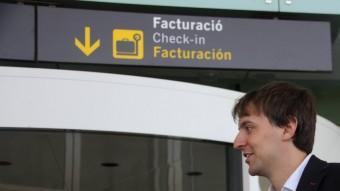 El candidat del PSC a les eleccions europees, Javi López, a l'Aeroport del Prat ACN