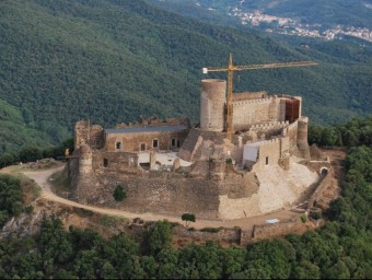 Una imatge del castell de Montsoriu, on avui i demà es recordarà el vescomte Bernat II de Cabrera EL PUNT AVUI