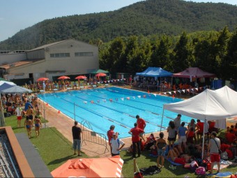 La piscina de Sant Joan les Fonts l'esportiu