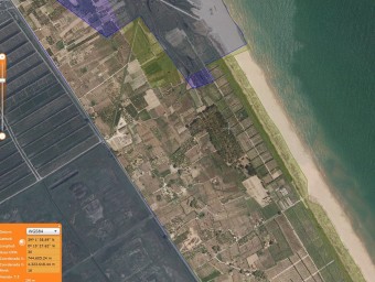 Imatge aèria sobre la platja de l'Auir. EL PUNT AVUI
