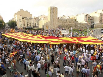 Alguns dels manifestants a la concentració de Societat Civil Catalana a Tarragona EFE