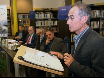 Pep Coll el dia que li va rebre el Premi Setè Cel a la millor novel·la en català a Salt ARXIU / EPA