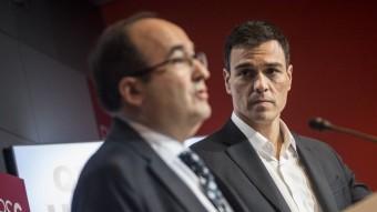 Miquel Iceta i Pedro Sánchez, en la roda de premsa conjunta que van fer el 10 de novembre a Barcelona, l'endemà del 9-N ALBERT SALAMÉ