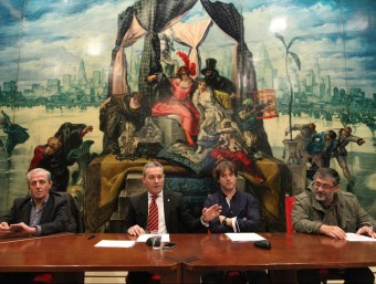 Josep Anglada acompanyat d'Albert Solà i Francesc Bueno durant la roda de premsa J. PUIG