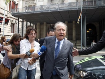 L'empresari Josep Lluís Núñez, a la sortida d'una vista del judici pel cas Hisenda, el 2011 ORIOL DURAN