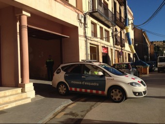 L'exdirector general d'Agrofruit va arribar als jutjats de Tortosa amb el cotxe dels Mossos. V.A