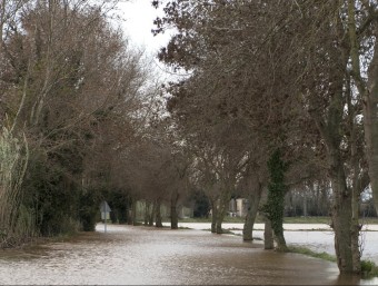 Les inundacions que la llevantada va provocar a Peralada. GLORIA SÁNCHEZ/ICONNA