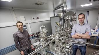 Yassine Maazouz i David Pastorino,socis fundadors de Subtilis Biomaterials.  JOSEP LOSADA