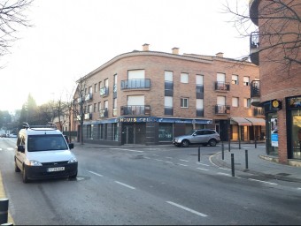 Un dels carrers de Celrà , en aquest cas la carretera de Juià a la cantonada amb l'avinguda Catalunya J.N