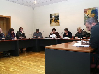 Una sessió plenària a l'Ajuntament de Sant Julià de Ramis MANEL LLADÓ