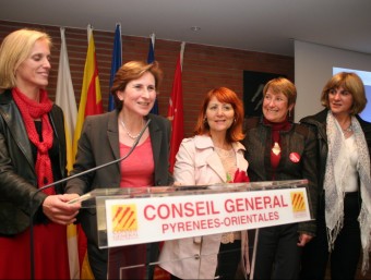 Ségolène Neuville, Hermeline Malherbe i Toussainte Calabrèse candidates socialistes guanyadores A.R