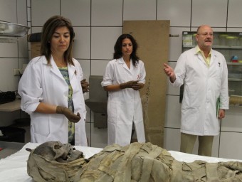 , la forense Anna Hospital que ahir hi va arribar als Alps JOAN OLLER